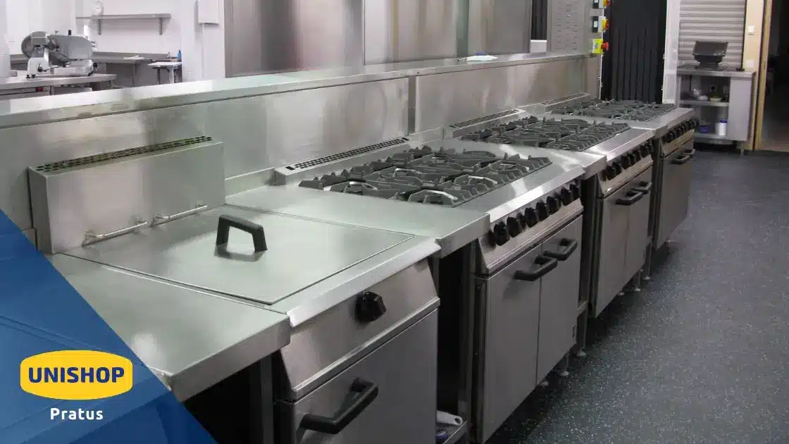 Melhores desengordurantes para cozinha profissional em ação