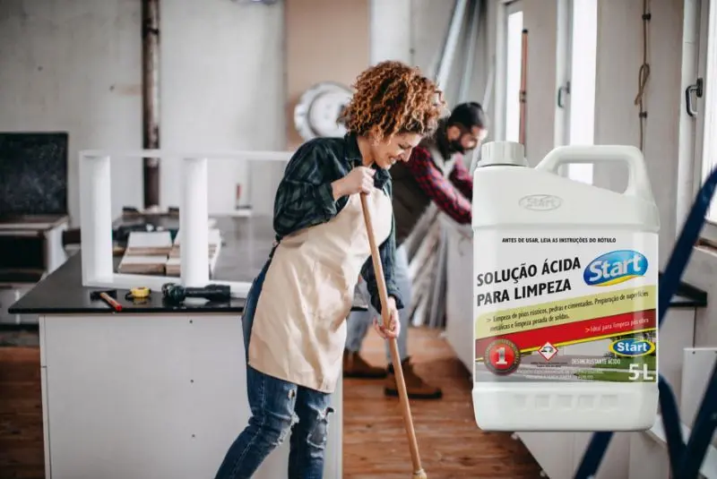 Solução Ácida para Limpeza Pesada Start removendo resíduos de cimento